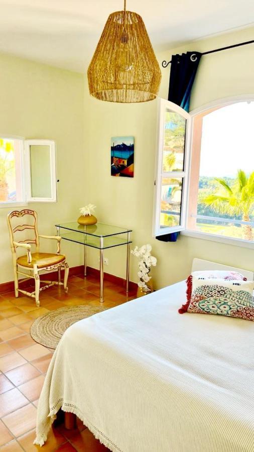 Hameau Des Amandiers Vue Mer - Piscine, Golf Et Tennis Prive Saint-Cyr-sur-Mer Eksteriør bilde
